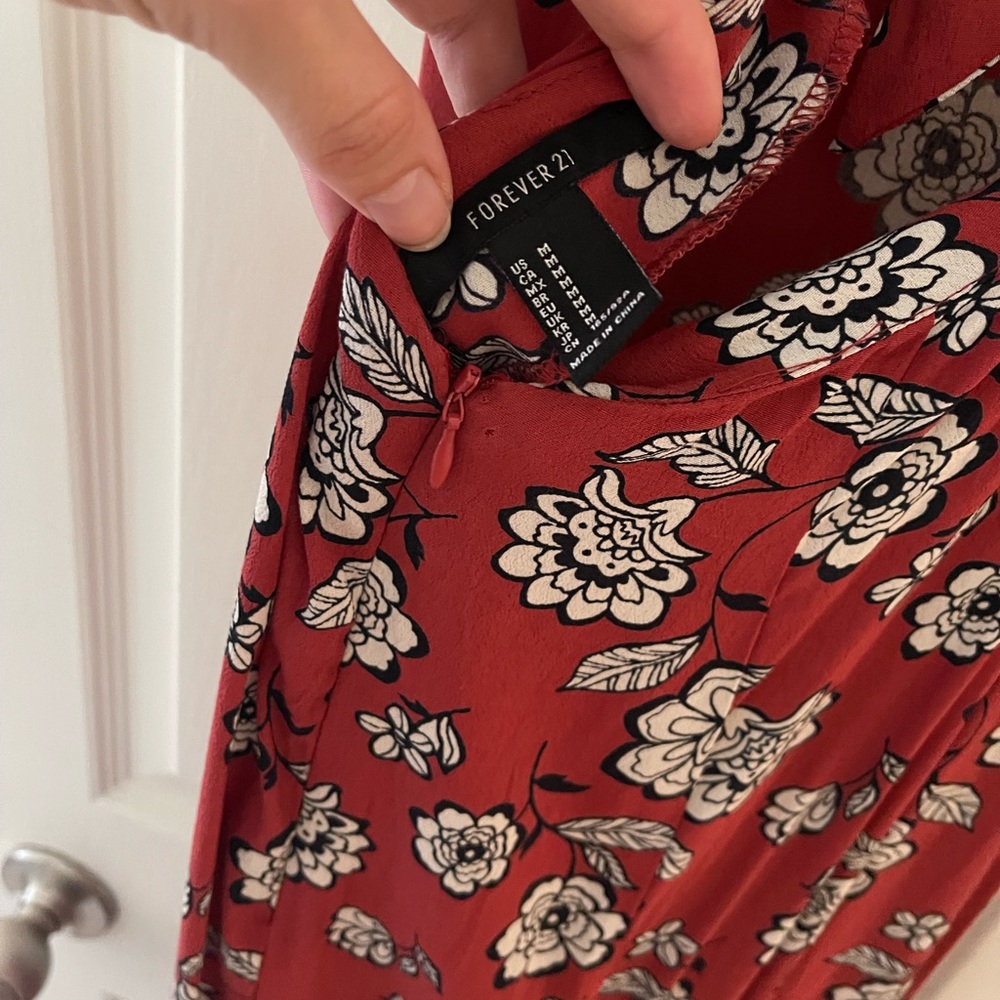 Forever 21 M Floral Maxi - Picture 3 of 3